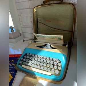 Consul Popart Typewriter 1950s